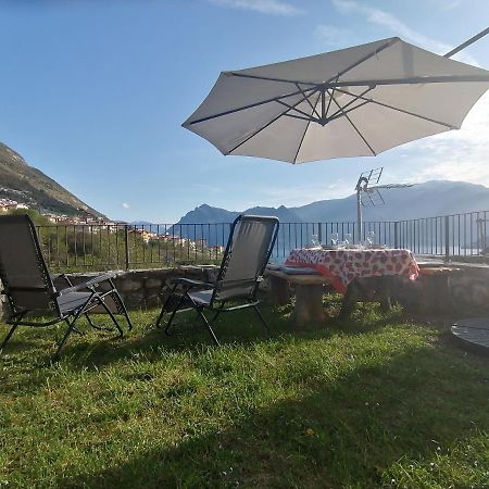 Ferienwohnung Casa Sasso Tavernola Bergamasca Exterior foto