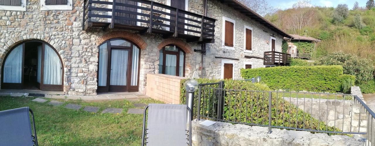 Ferienwohnung Casa Sasso Tavernola Bergamasca Exterior foto