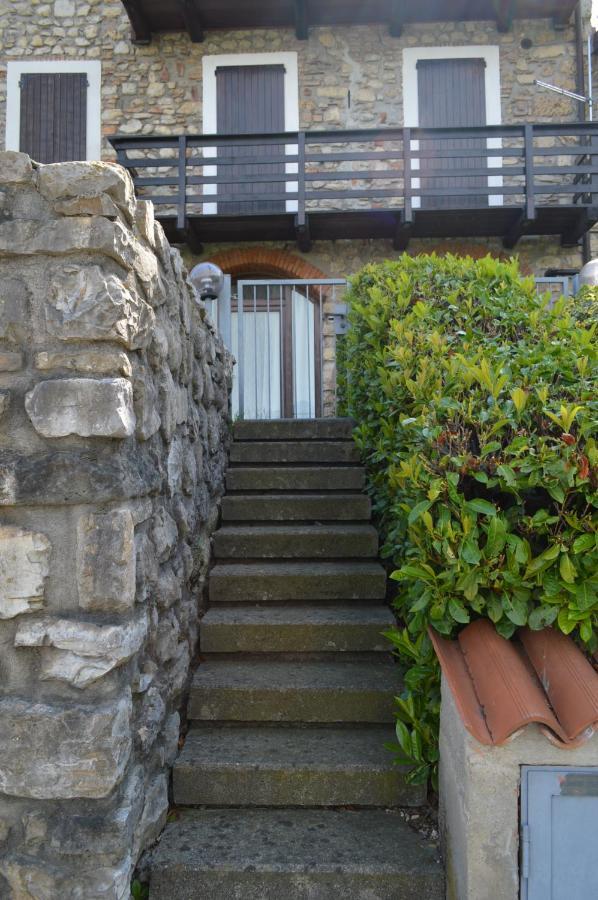 Ferienwohnung Casa Sasso Tavernola Bergamasca Exterior foto