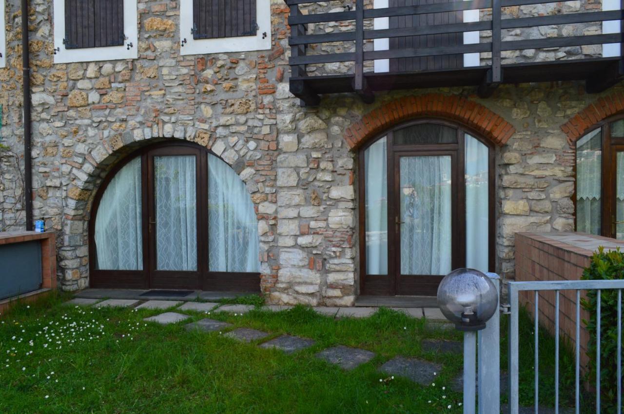 Ferienwohnung Casa Sasso Tavernola Bergamasca Exterior foto